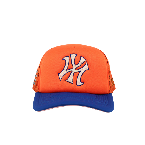 THE HAT THE NEVER SLEEPS